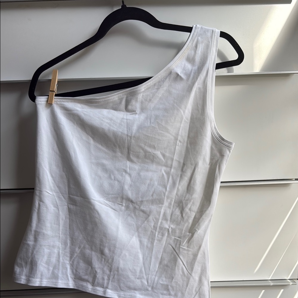 Everlane White Asymmetrical Sleeveless Tank Top